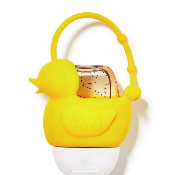 BBW DUCK POCKETBAC SANITIZER HOLDERS (LIKENEW) - Picture 1 of 3